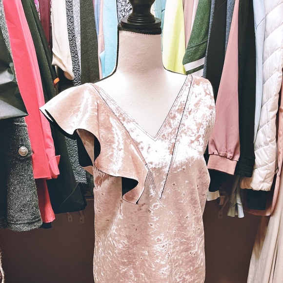 Auth. MSGM Light Pink Velvet NWT Sheath Dress - Picture 6 of 9